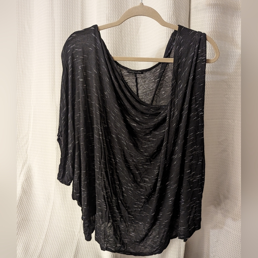 Modcloth Sweet Claire black with white flecks asymmetrical shirt